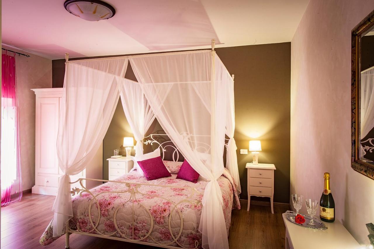La Rocchetta Bed & Breakfast วาเลจโจ ซูล มินโช ภายนอก รูปภาพ